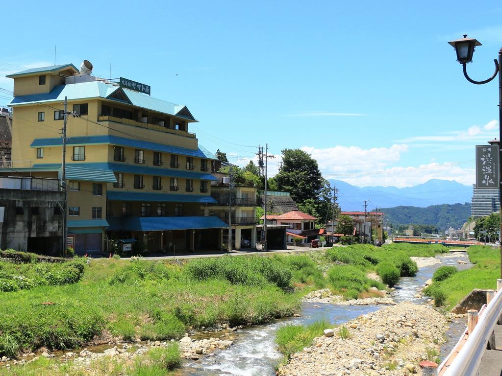 Yamatoya Hotel Jamanoucsi Kültér fotó