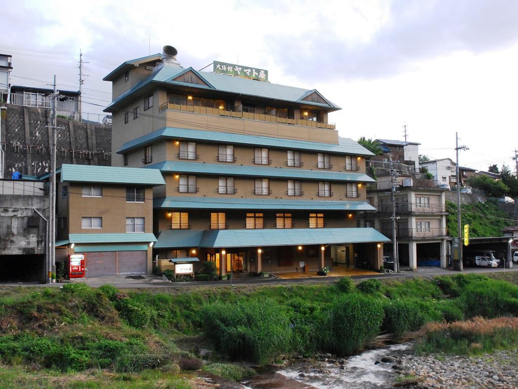 Yamatoya Hotel Jamanoucsi Kültér fotó
