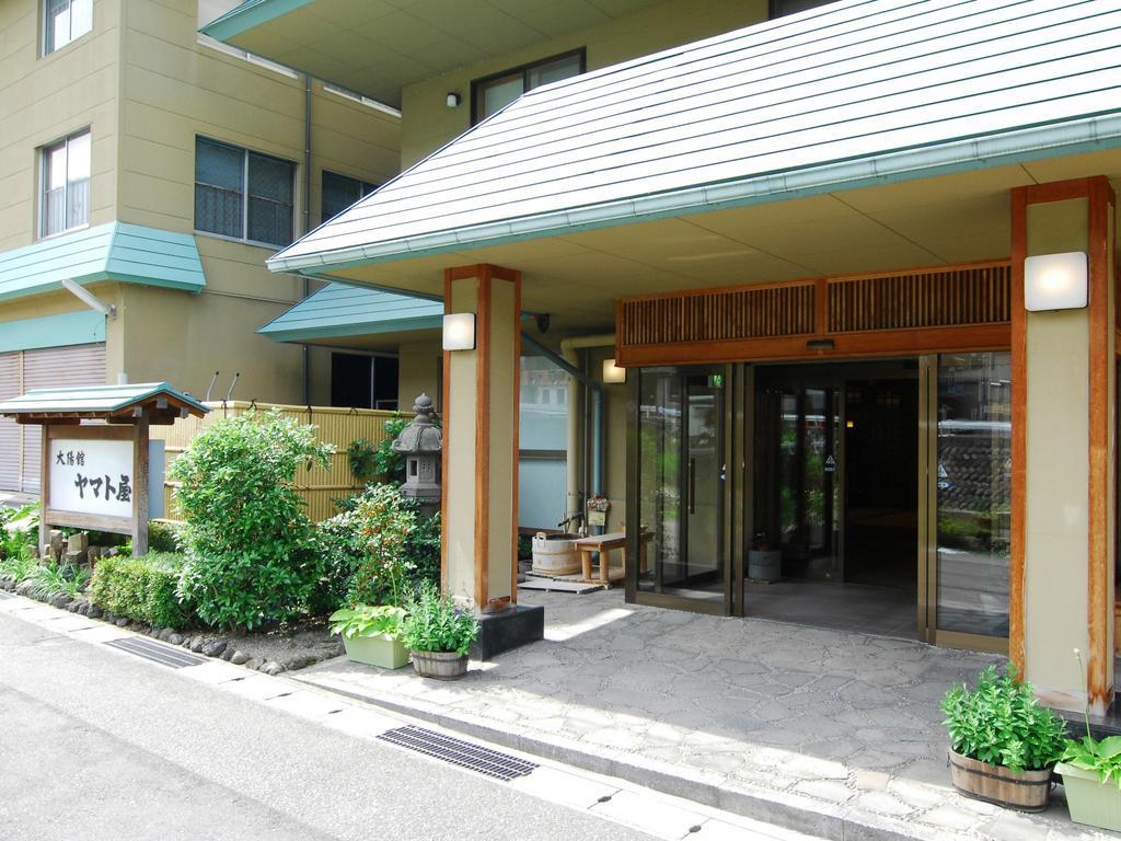 Yamatoya Hotel Jamanoucsi Kültér fotó